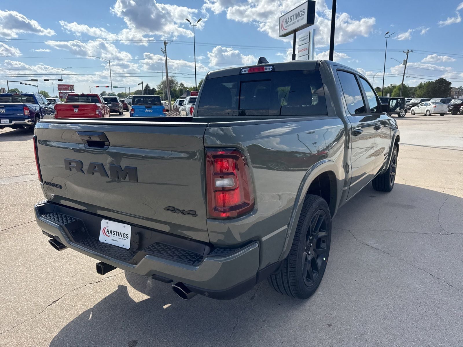 2026 RAM Ram 1500 RAM 1500 LARAMIE CREW CAB 4X4 5'7' BOX