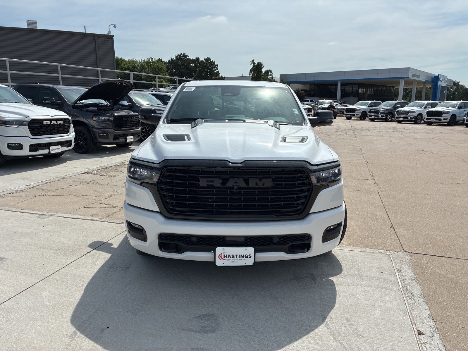 2026 RAM Ram 1500 RAM 1500 LARAMIE CREW CAB 4X4 5'7' BOX