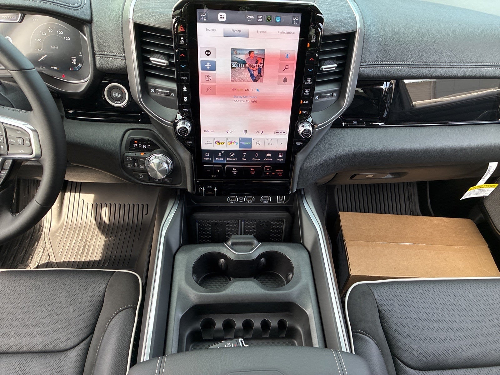 2026 RAM Ram 1500 RAM 1500 LARAMIE CREW CAB 4X4 5'7' BOX