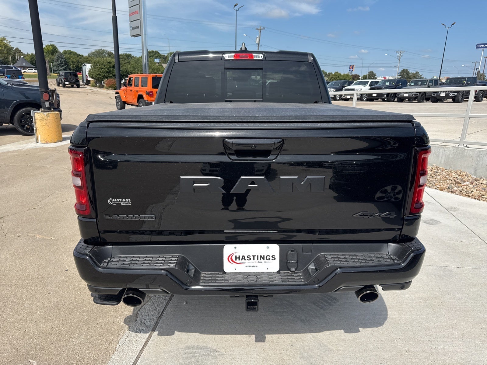 2026 RAM Ram 1500 RAM 1500 LARAMIE CREW CAB 4X4 5'7' BOX