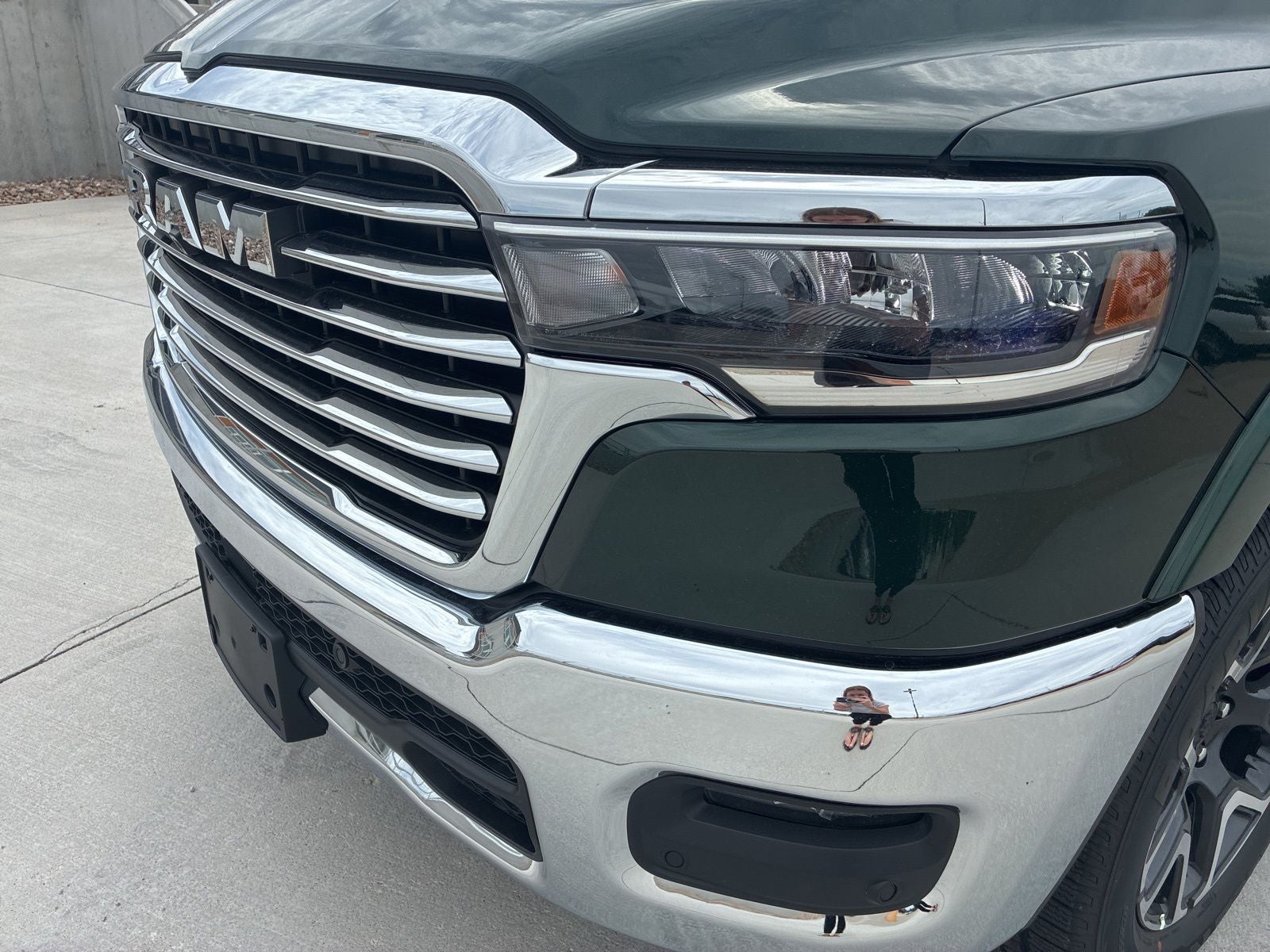 2026 RAM Ram 1500 RAM 1500 LARAMIE CREW CAB 4X4 5'7' BOX