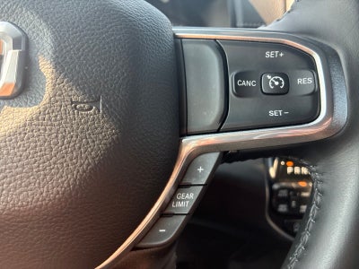2023 RAM 1500 Laramie Crew Cab 4x4 5'7' Box