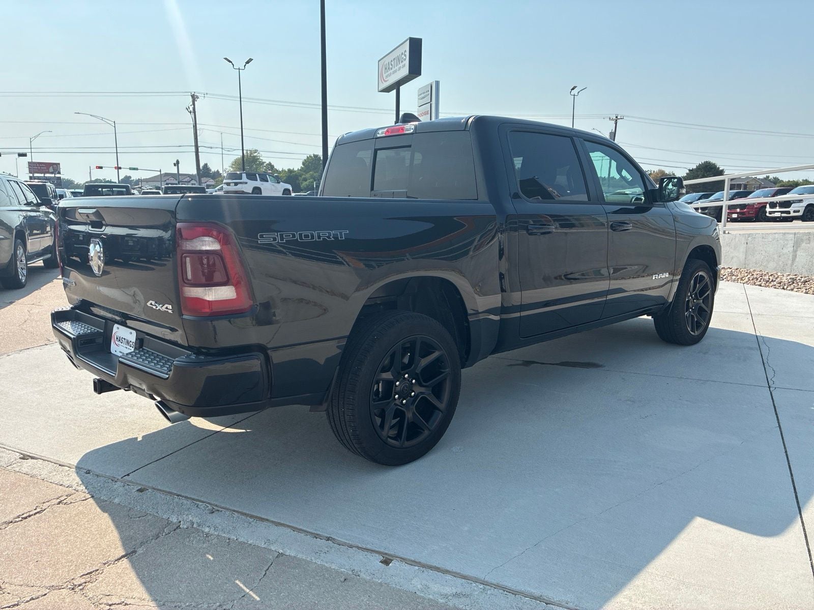 2023 RAM 1500 Laramie Crew Cab 4x4 5'7' Box