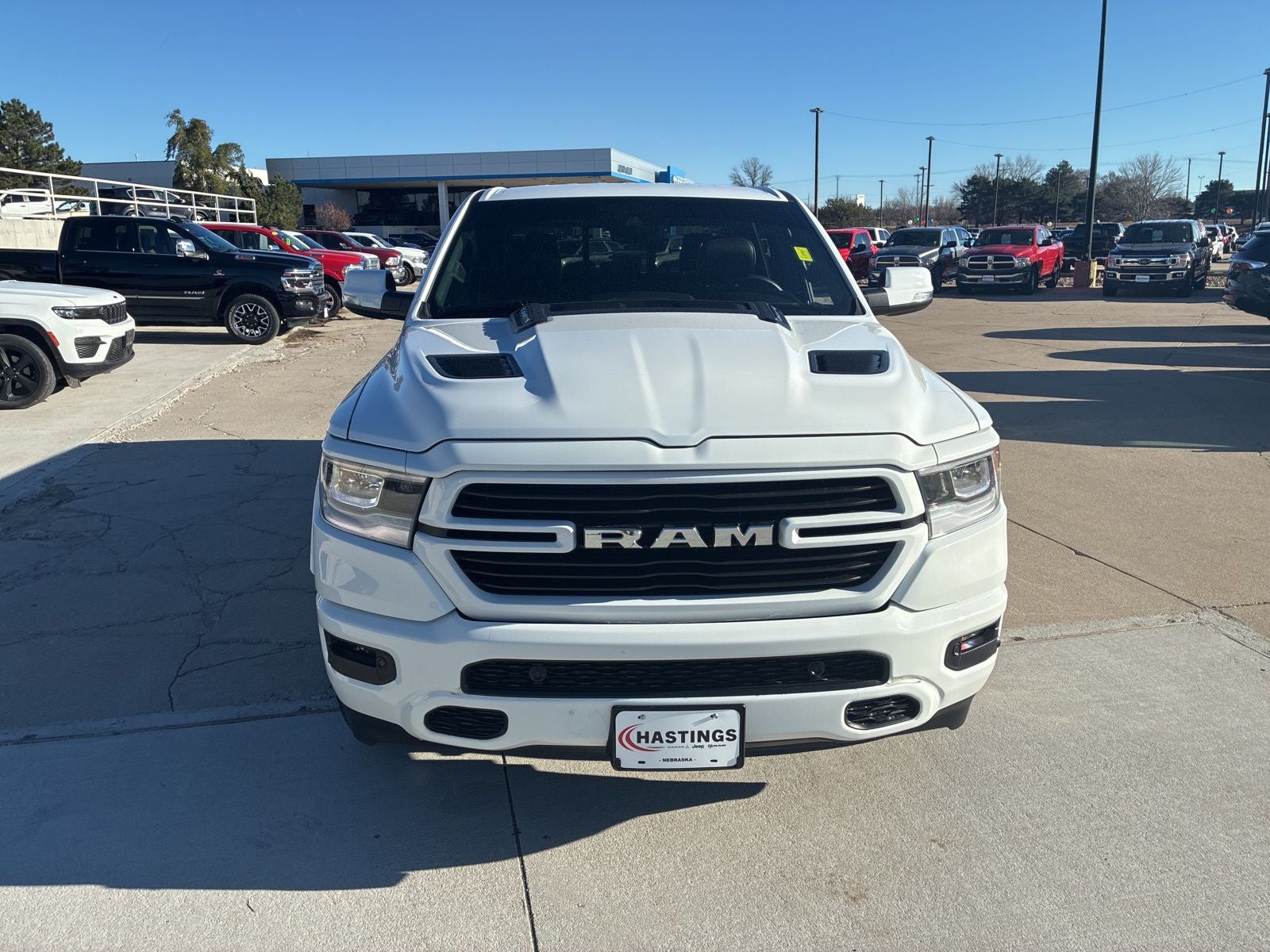 2022 RAM 1500 Laramie Crew Cab 4x4 5'7' Box