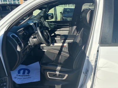 2022 RAM 1500 Laramie Crew Cab 4x4 5'7' Box