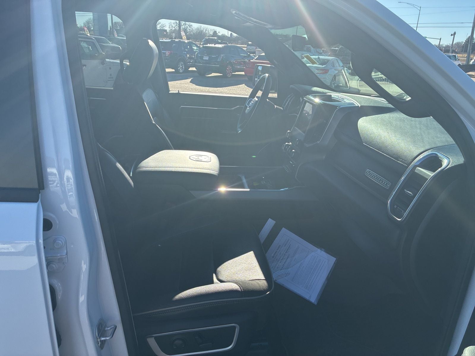 2022 RAM 1500 Laramie Crew Cab 4x4 5'7' Box