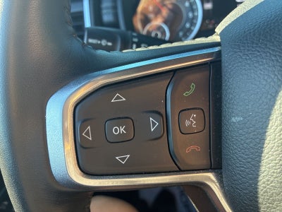 2022 RAM 1500 Laramie Crew Cab 4x4 5'7' Box