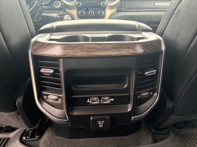 2020 RAM 1500 Laramie Crew Cab 4x4 5'7' Box
