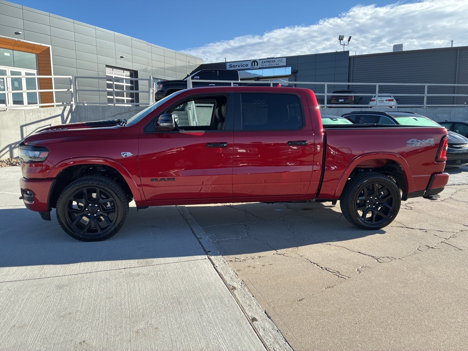 2026 RAM Ram 1500 RAM 1500 LARAMIE CREW CAB 4X4 5'7' BOX