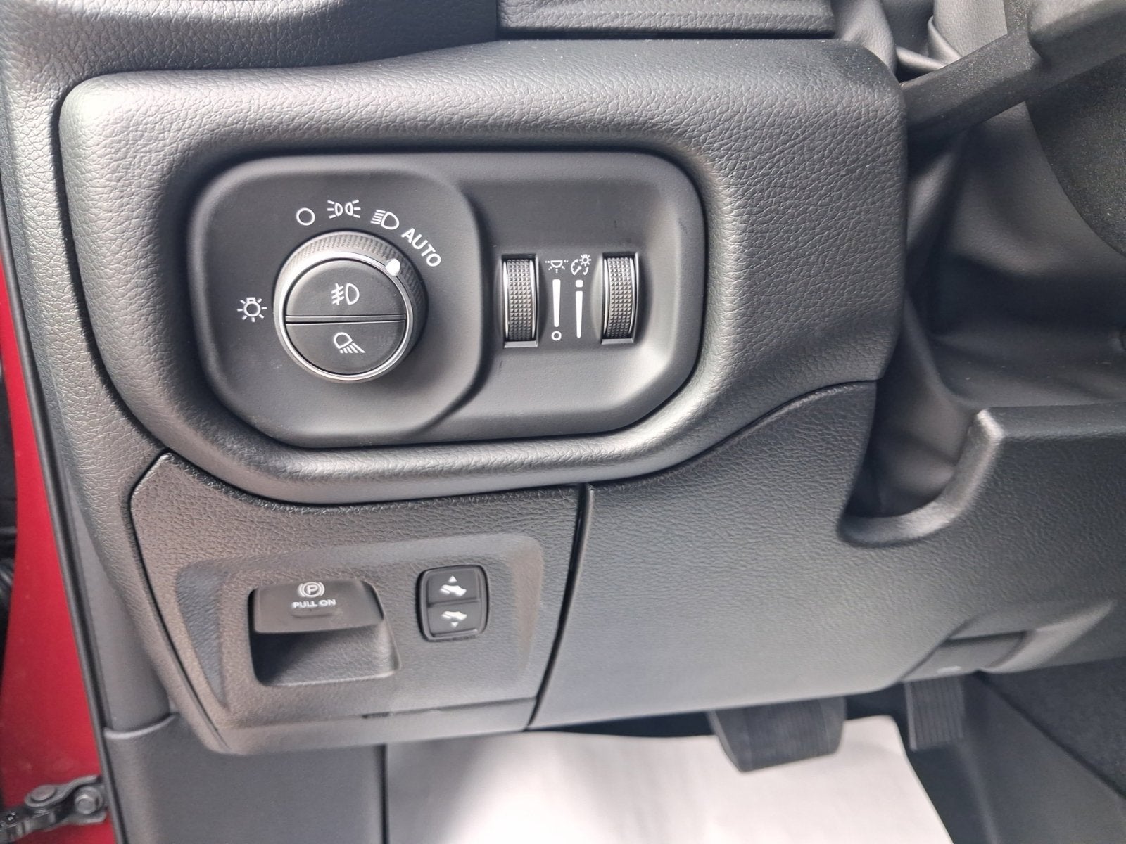 2027 RAM 1500 RAM 1500 REBEL CREW CAB 4X4 5'7' BOX