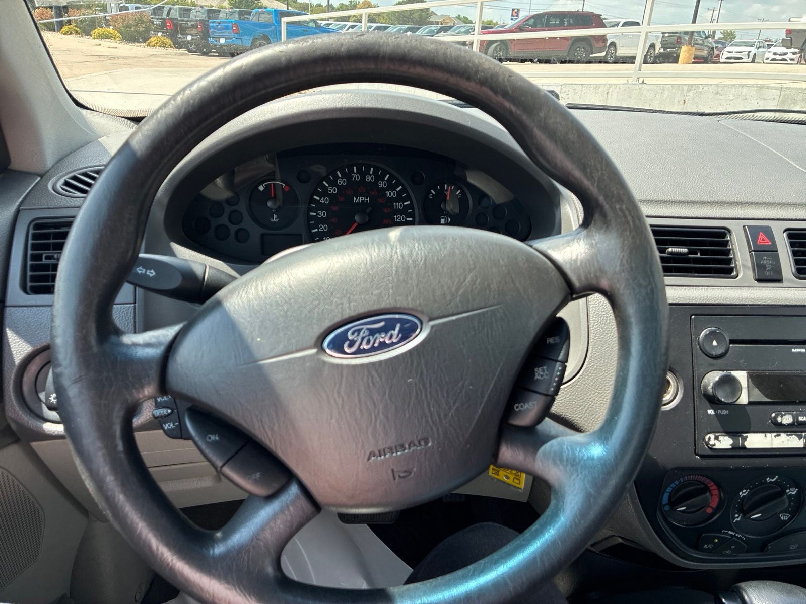 2005 Ford Focus ZX4