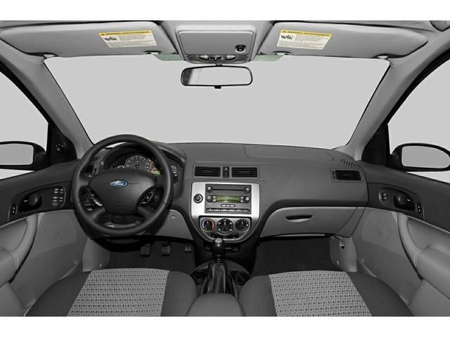 2005 Ford Focus ZX4