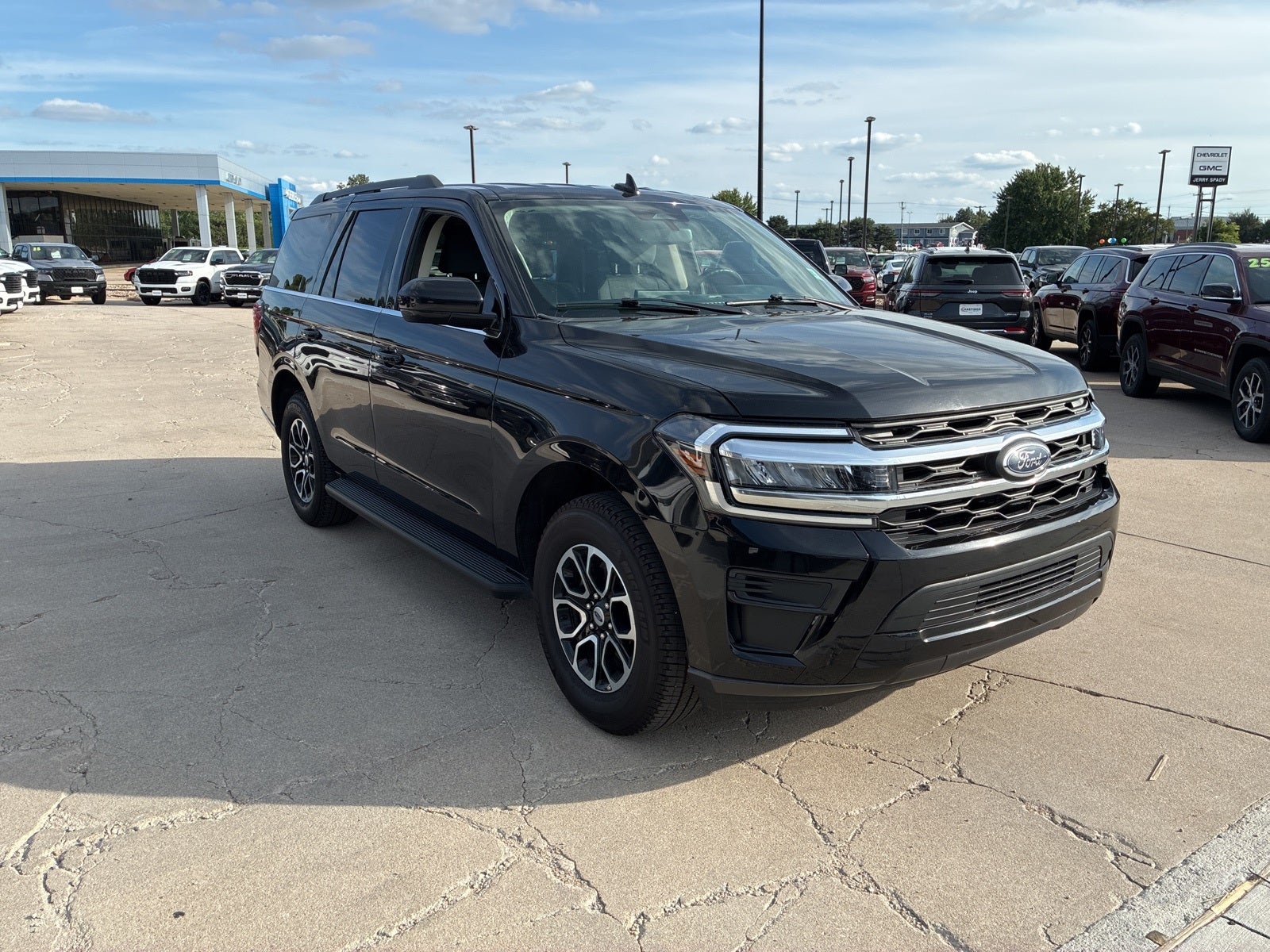 2024 Ford Expedition XLT