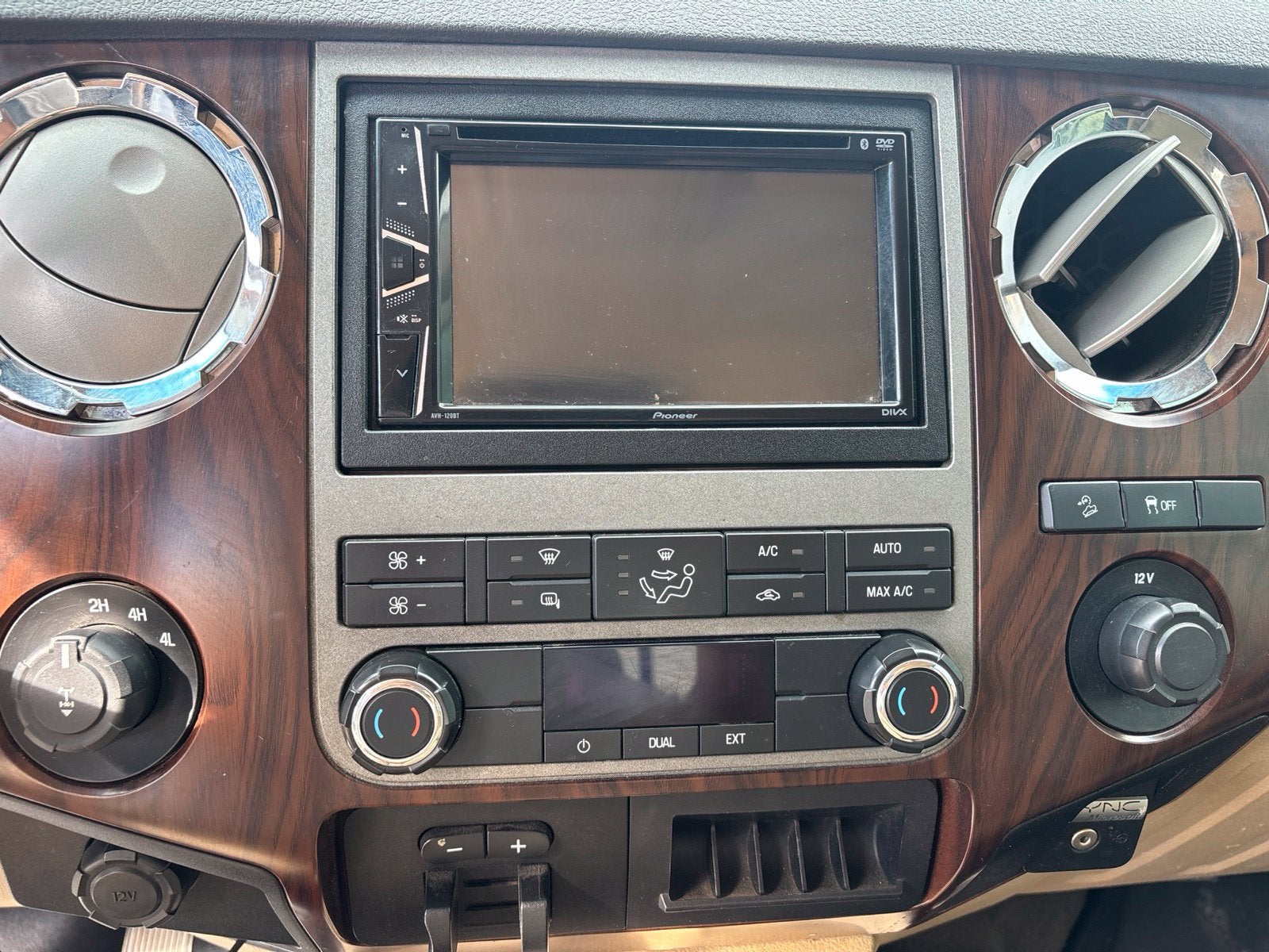 2011 Ford F-250 Lariat