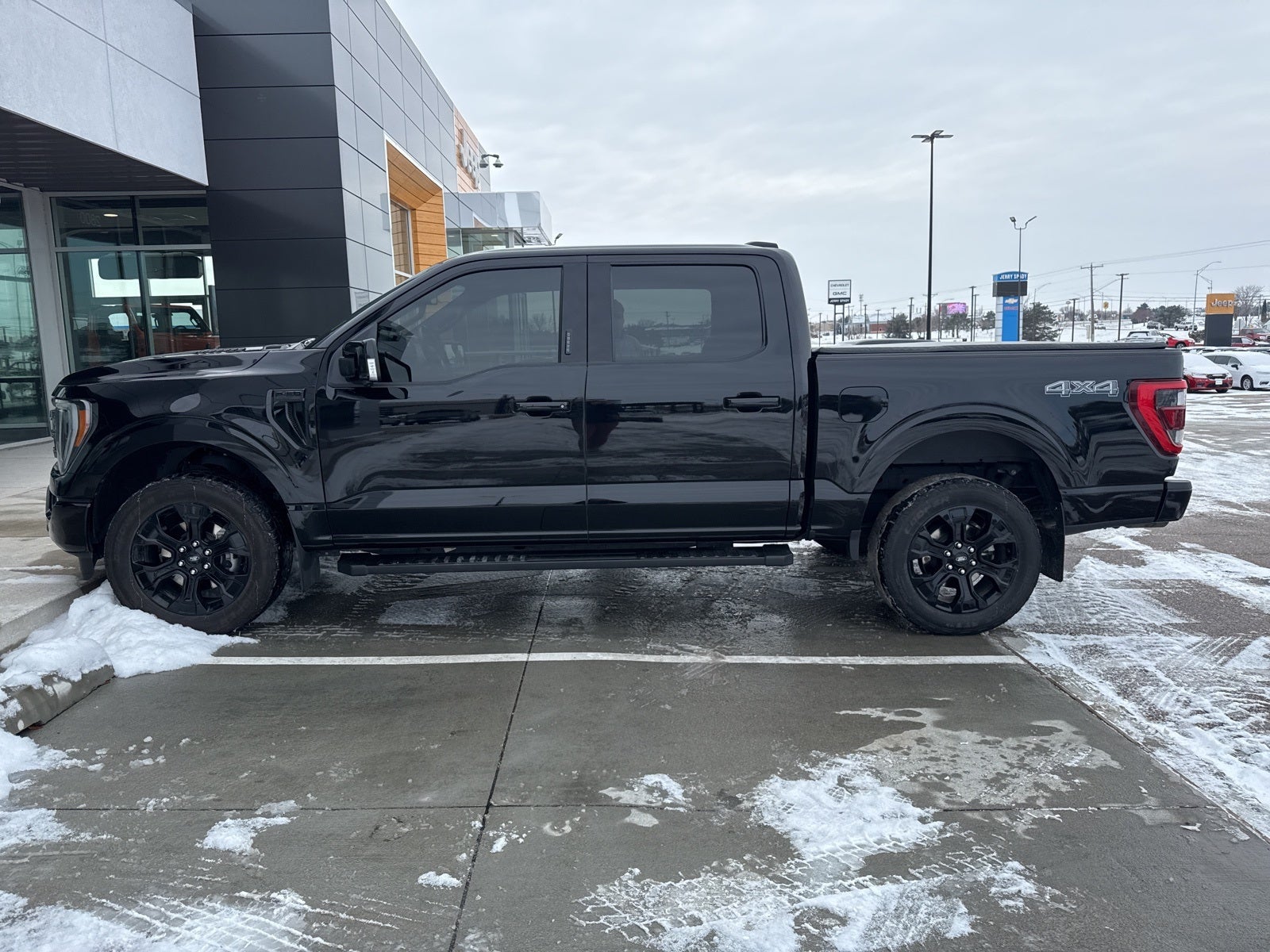 2023 Ford F-150 LARIAT