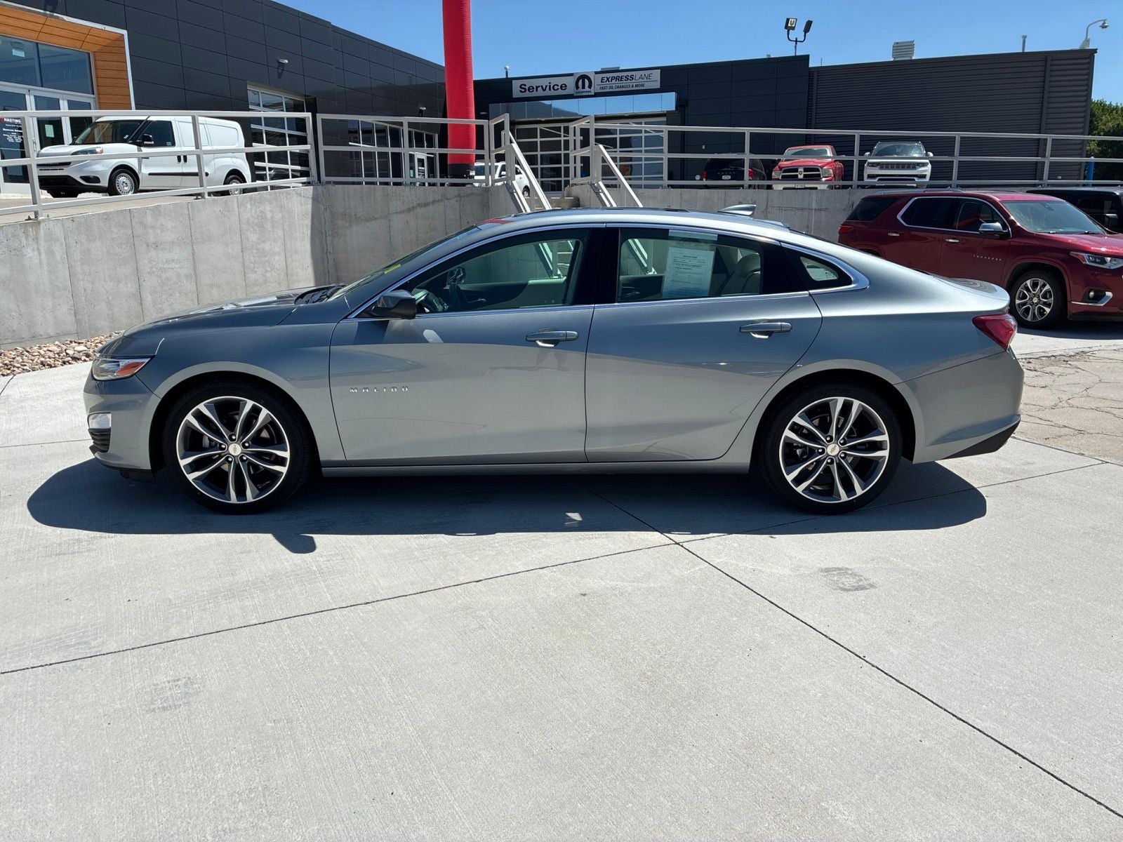 2023 Chevrolet Malibu FWD 2LT
