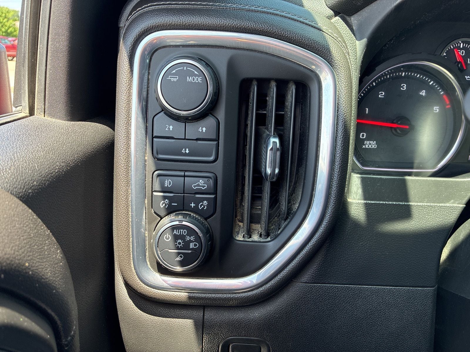 2020 Chevrolet Silverado 2500HD 4WD Crew Cab Standard Bed LT