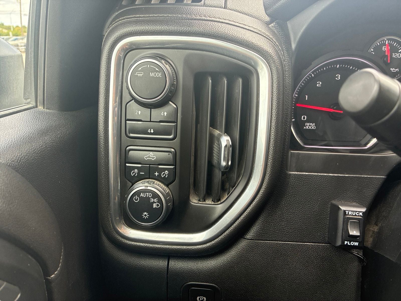 2020 Chevrolet Silverado 2500HD 4WD Crew Cab Standard Bed LT