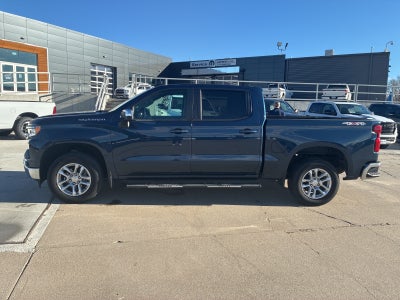 2022 Chevrolet Silverado 1500 4WD Crew Cab Short Bed LT with 2FL