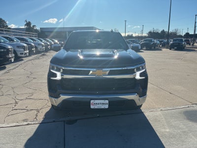 2022 Chevrolet Silverado 1500 4WD Crew Cab Short Bed LT with 2FL