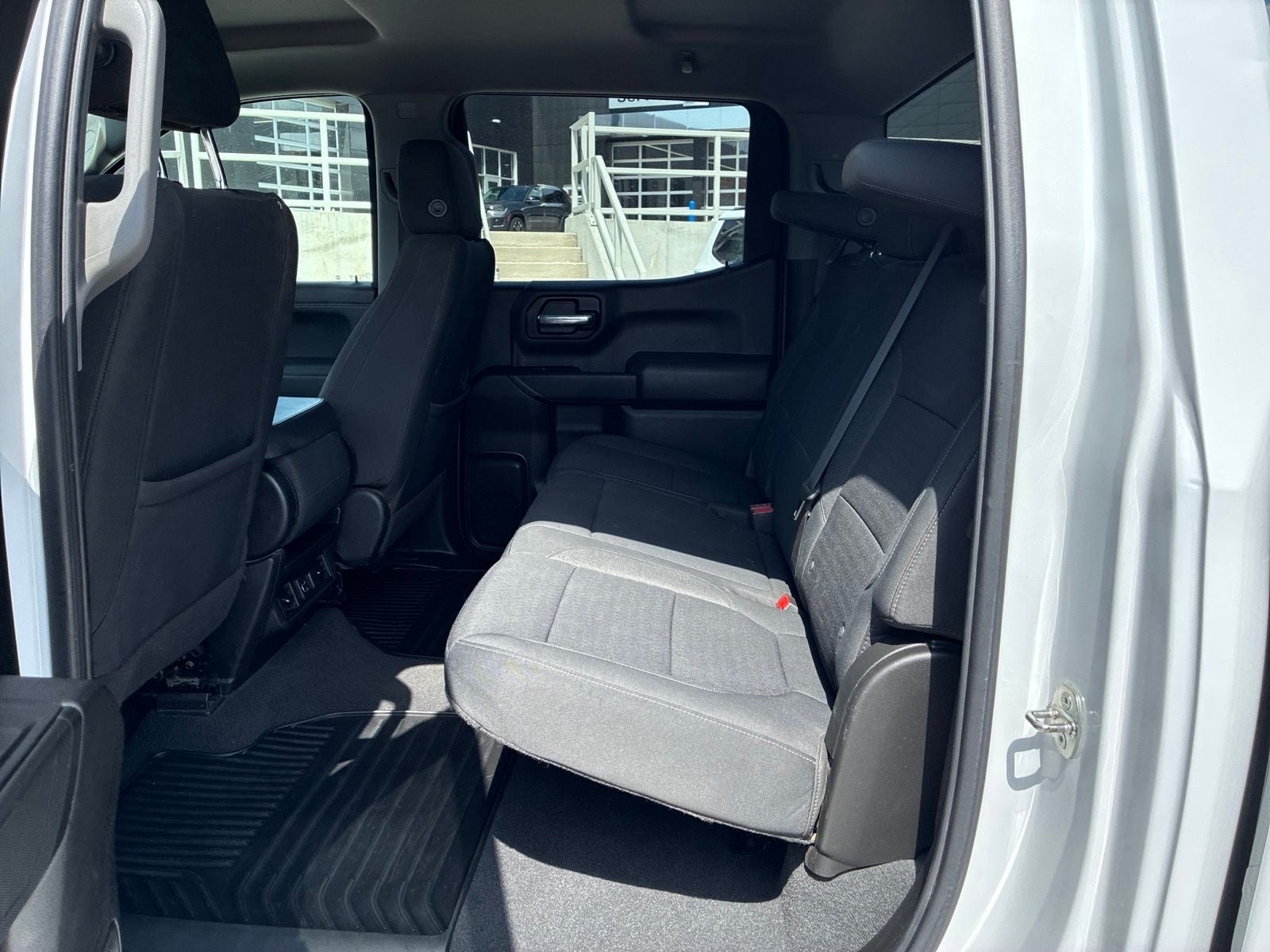 2022 Chevrolet Silverado 1500 LTD 4WD Crew Cab Short Bed LT