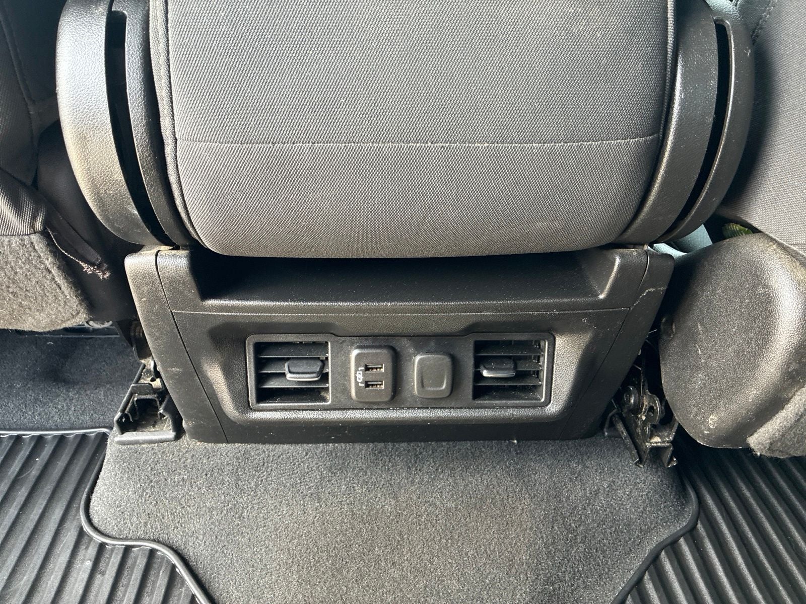 2022 Chevrolet Silverado 1500 LTD 4WD Crew Cab Short Bed LT