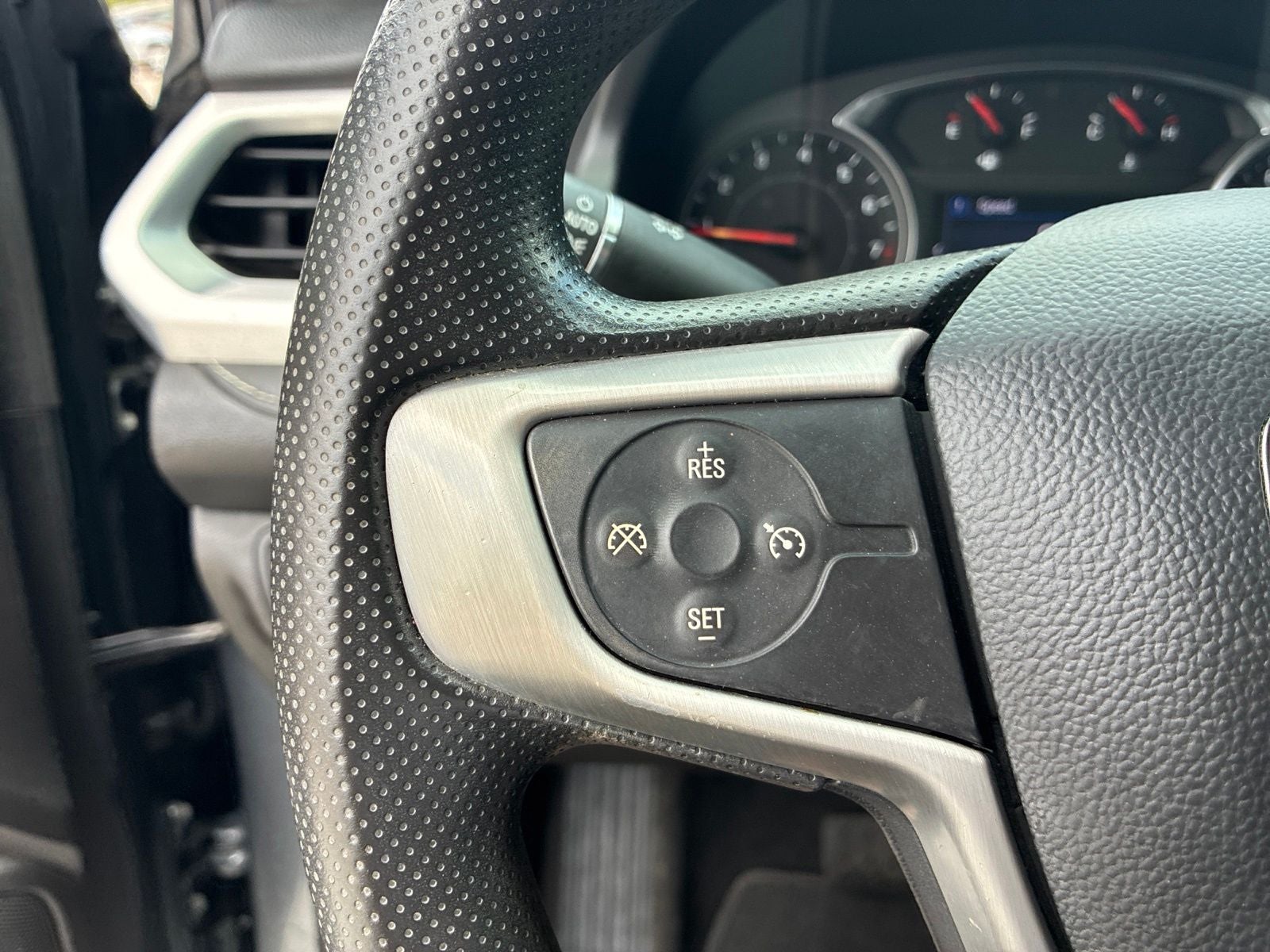 2021 GMC Acadia FWD SLE