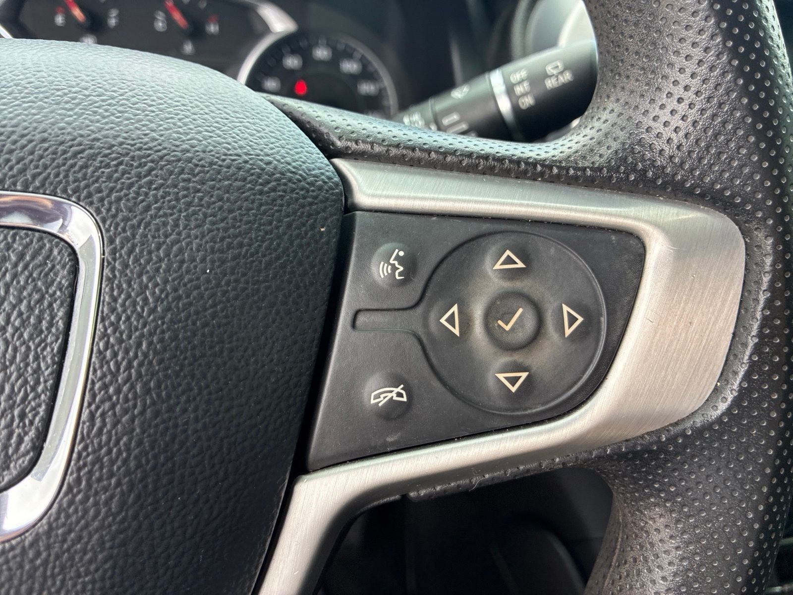 2021 GMC Acadia FWD SLE