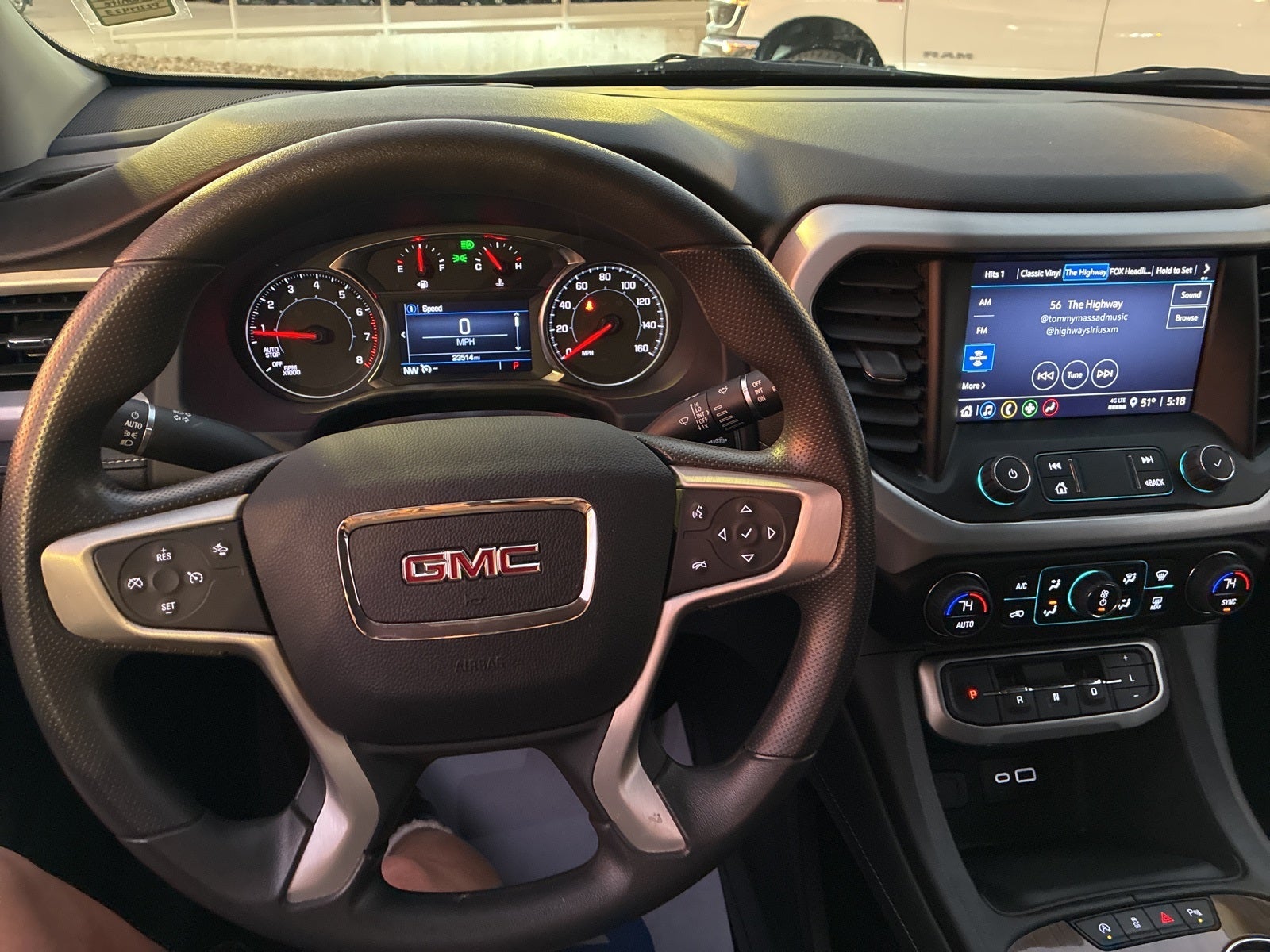 2023 GMC Acadia AWD SLE