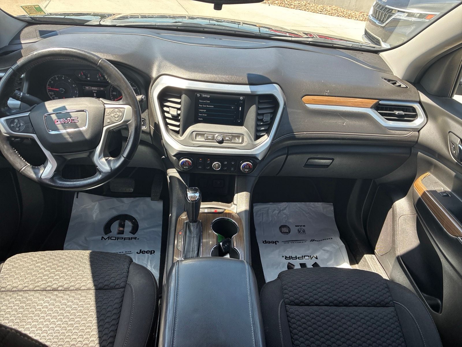 2019 GMC Acadia SLE-1