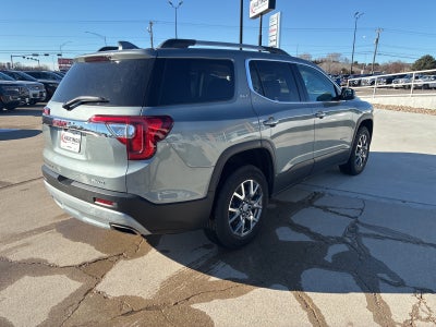 2023 GMC Acadia SLT