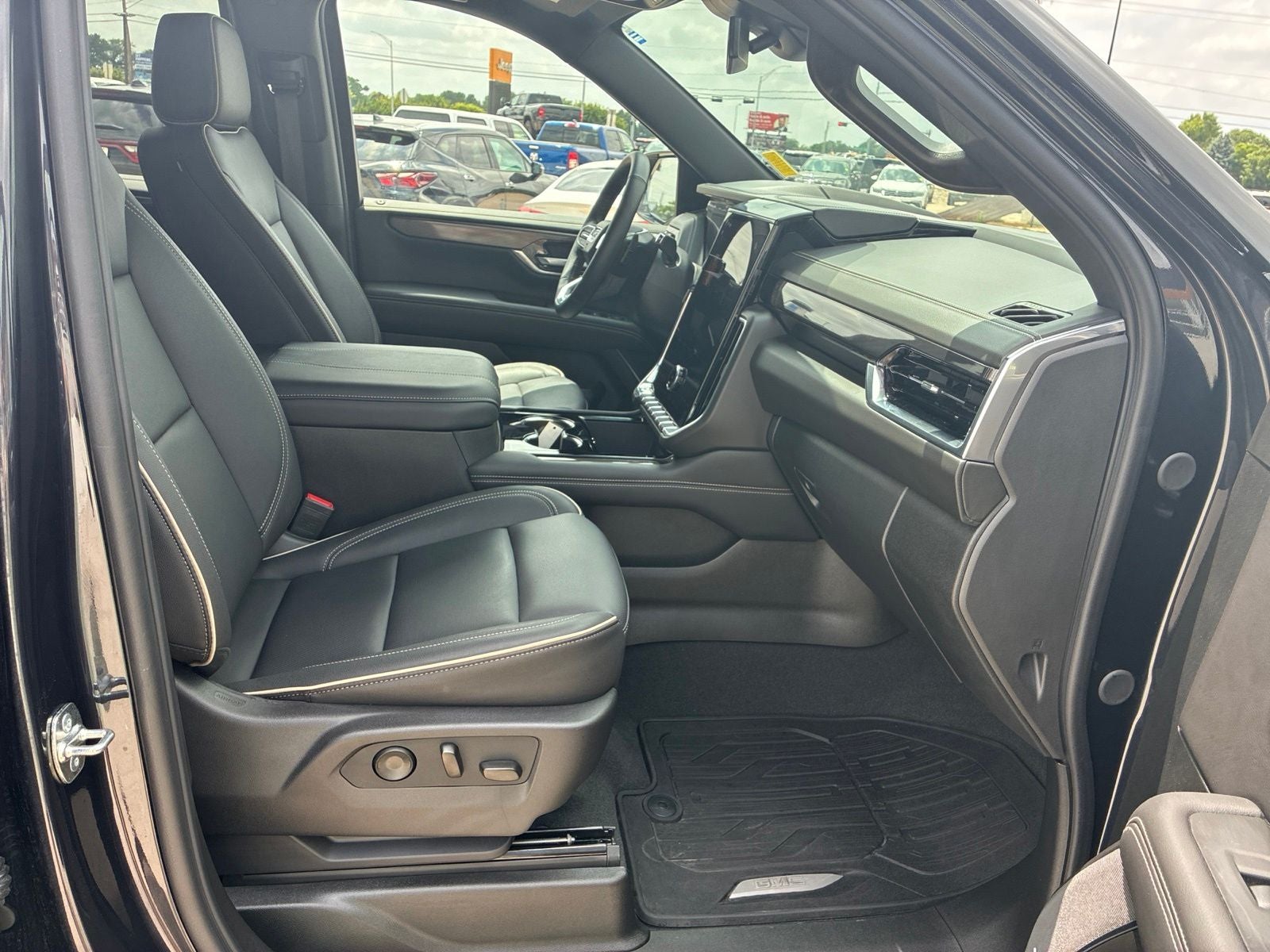 2025 GMC Yukon 4WD Elevation