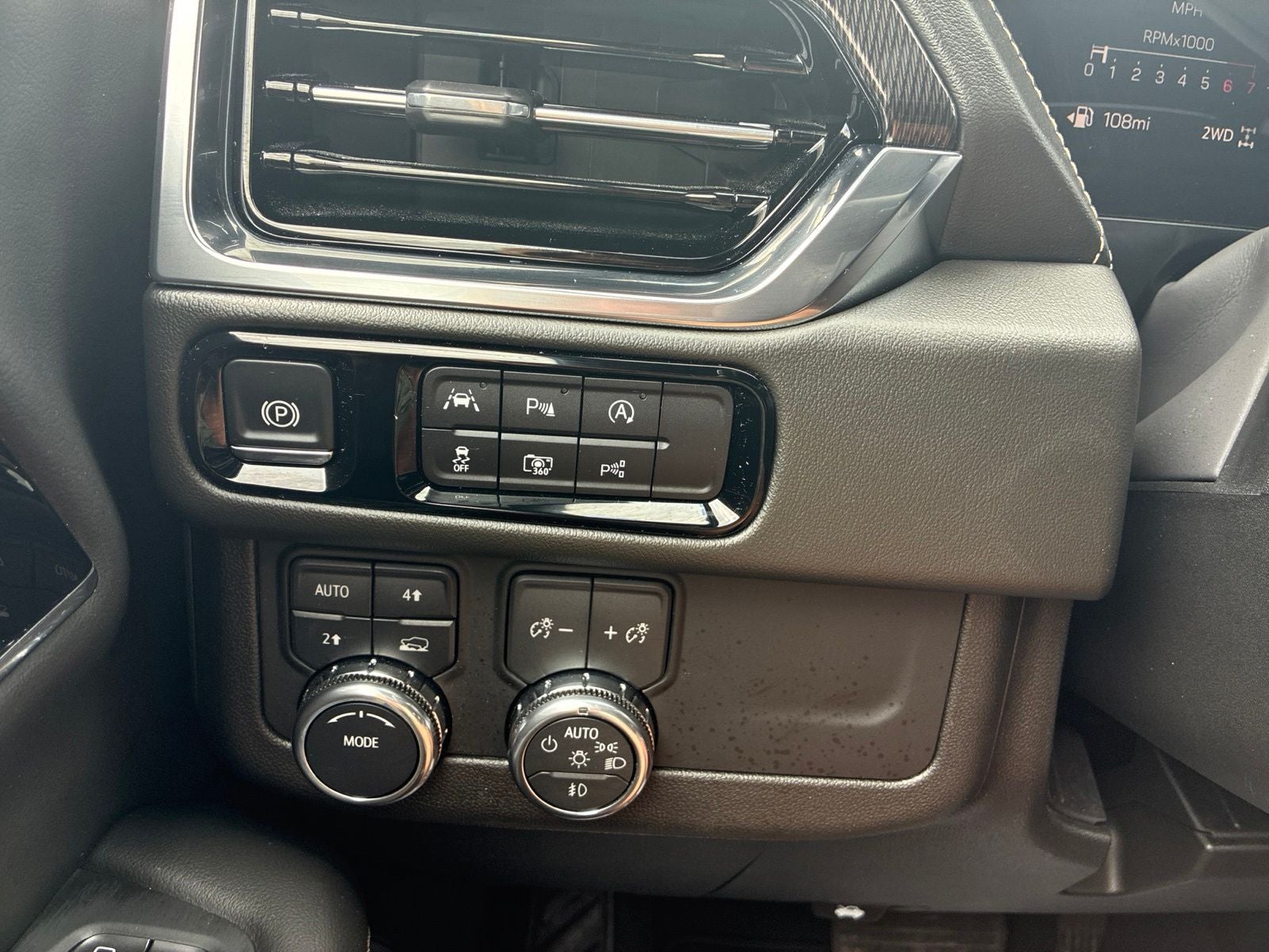 2025 GMC Yukon 4WD Elevation