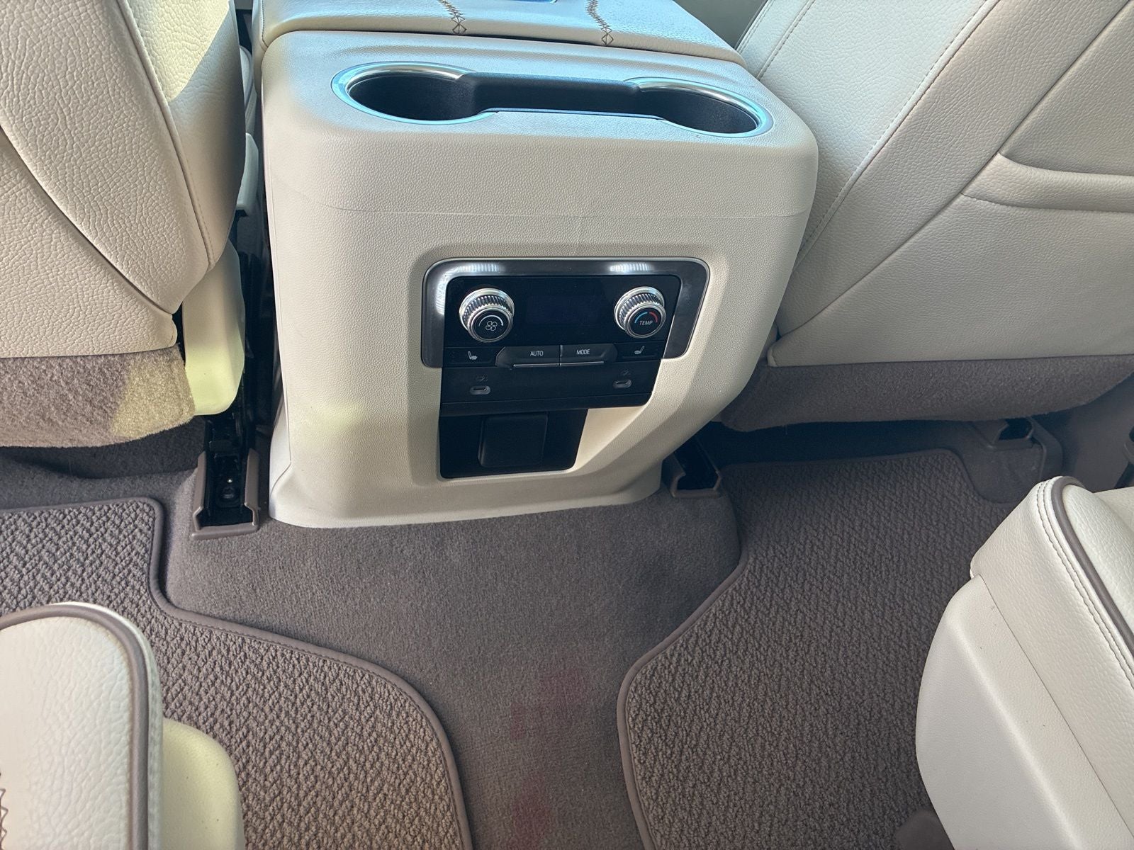 2021 GMC Yukon 4WD Denali