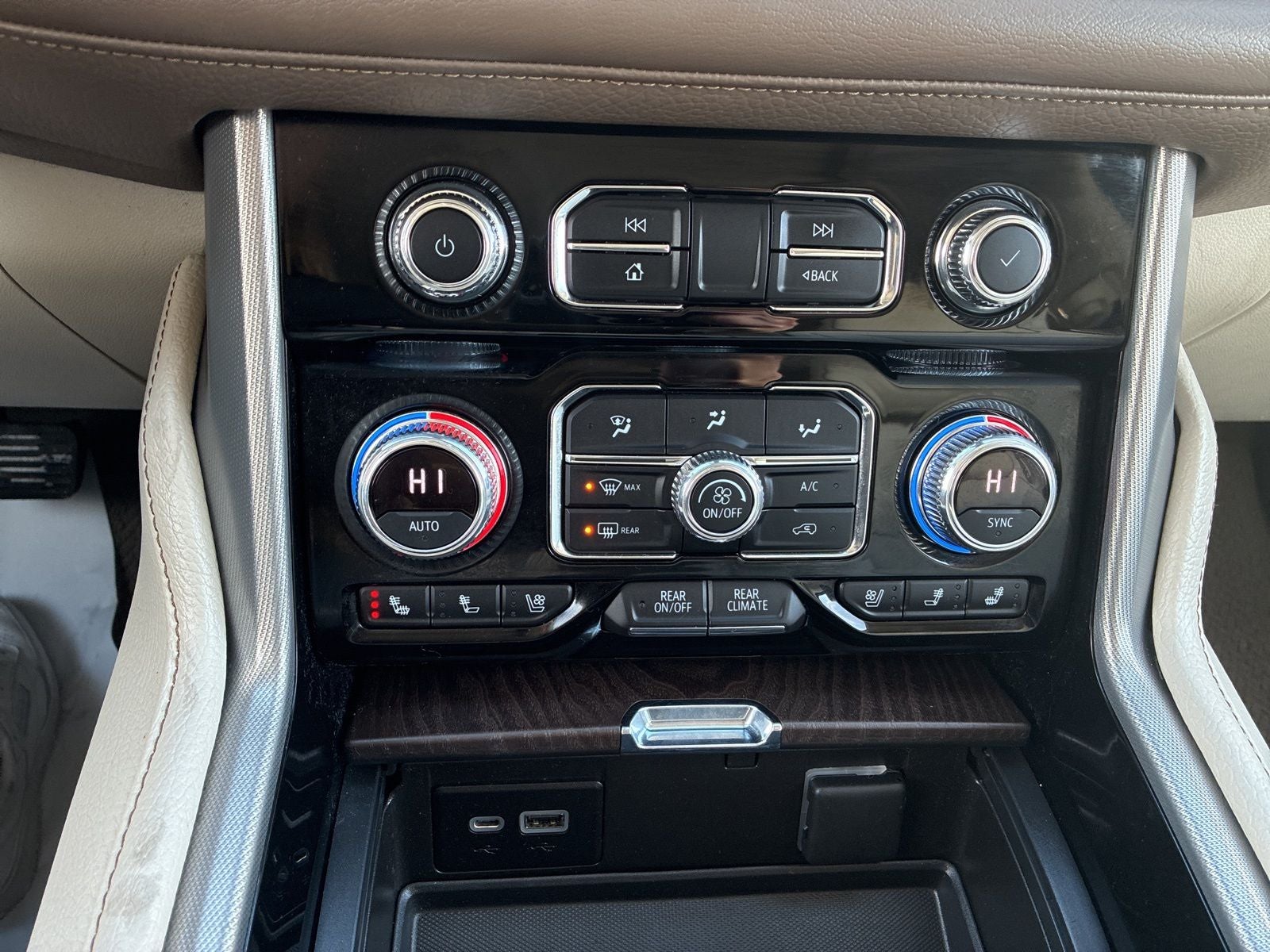 2021 GMC Yukon 4WD Denali