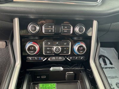 2022 GMC Yukon XL 4WD Denali