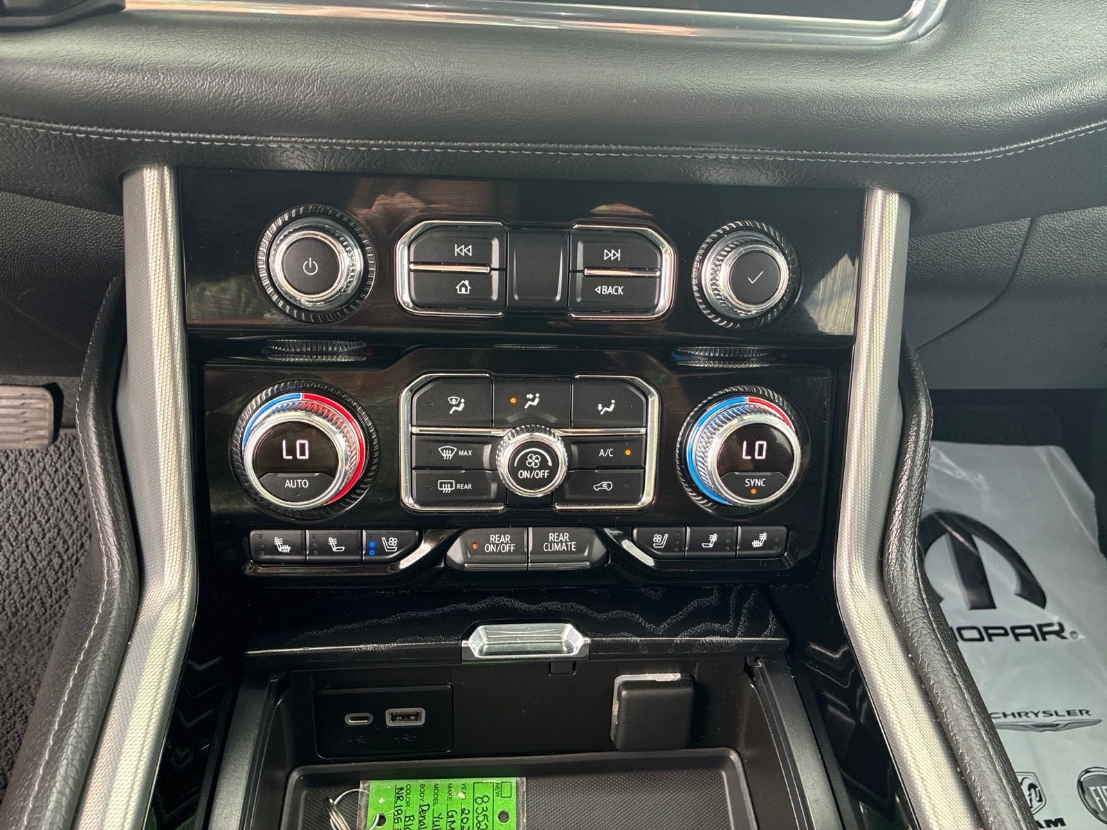 2022 GMC Yukon XL 4WD Denali