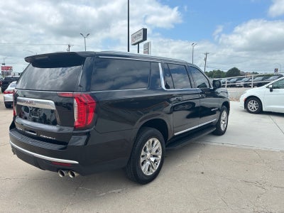 2022 GMC Yukon XL 4WD Denali