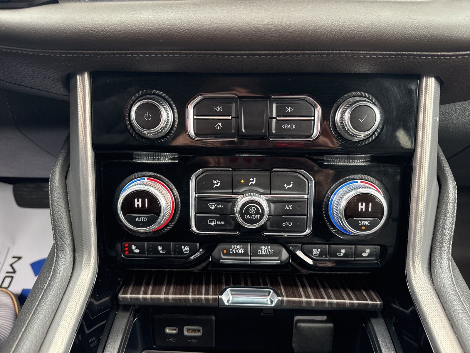 2021 GMC Yukon XL 4WD Denali