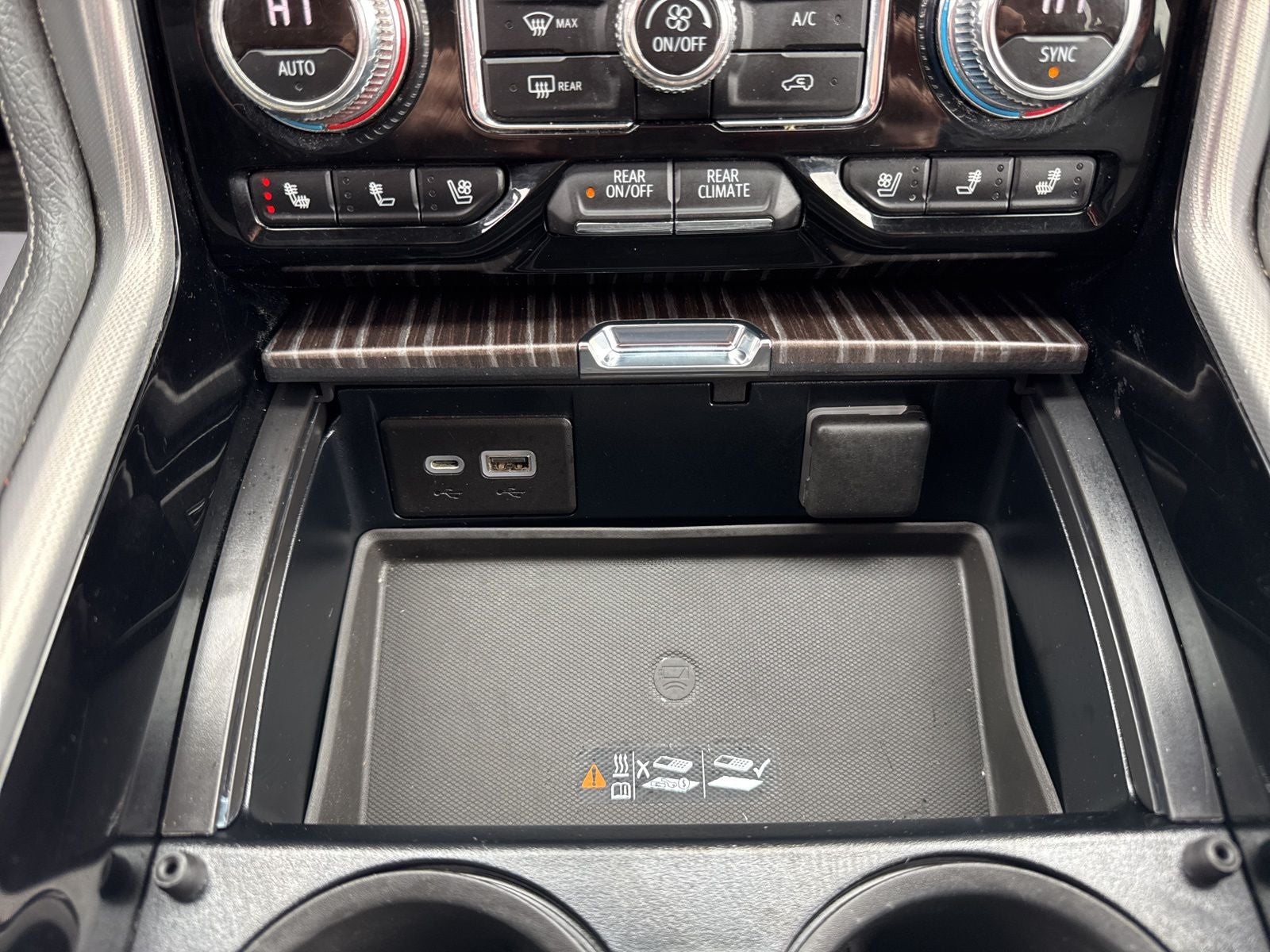 2021 GMC Yukon XL 4WD Denali