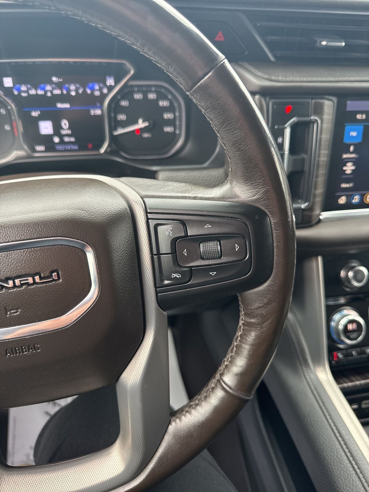 2021 GMC Yukon XL 4WD Denali