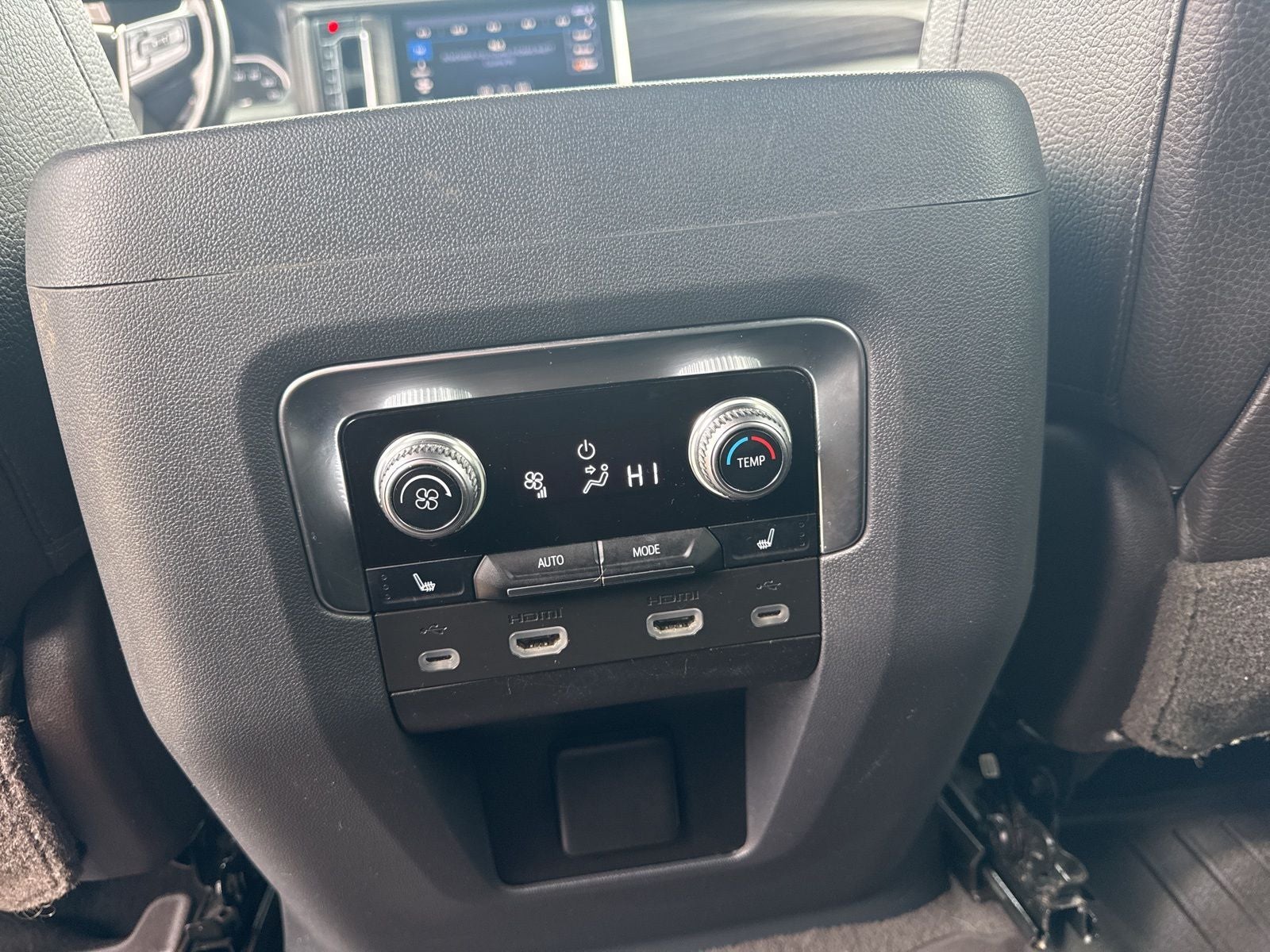 2021 GMC Yukon XL 4WD Denali