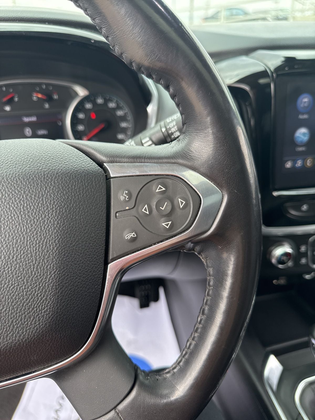 2021 Chevrolet Traverse FWD LT Leather