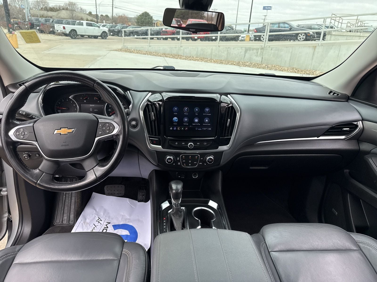 2021 Chevrolet Traverse FWD LT Leather