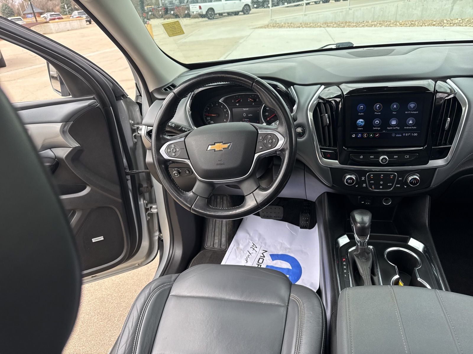 2021 Chevrolet Traverse FWD LT Leather