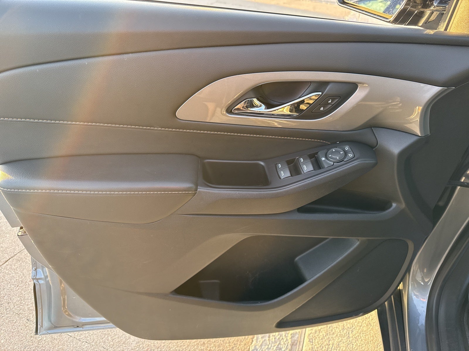 2020 Chevrolet Traverse AWD LS