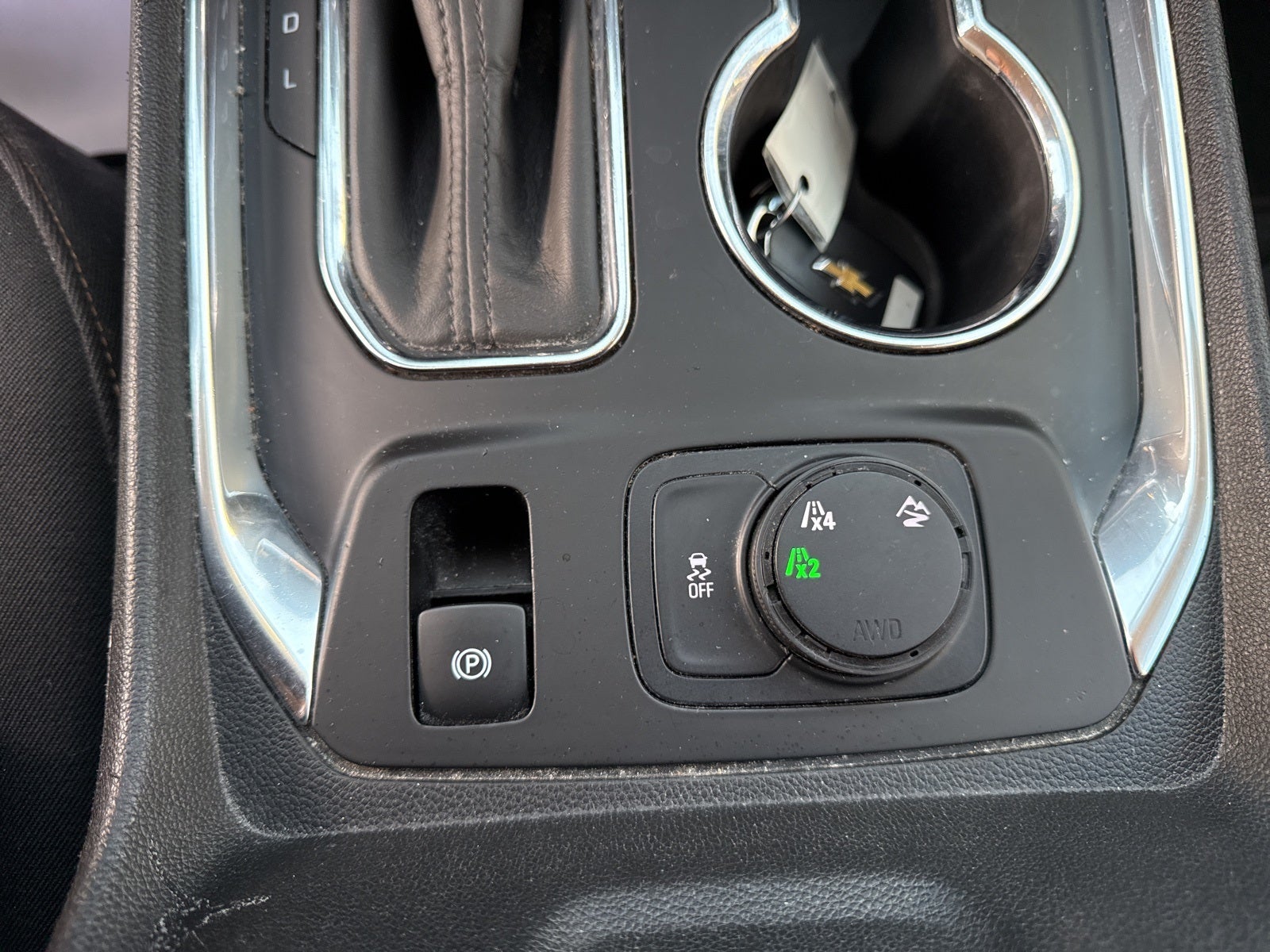 2020 Chevrolet Traverse AWD LS