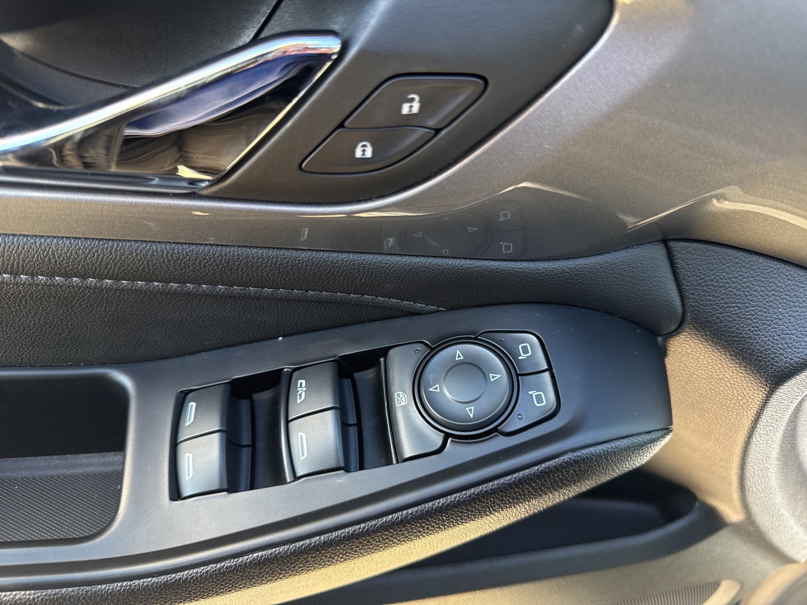 2023 Chevrolet Traverse AWD LT Cloth