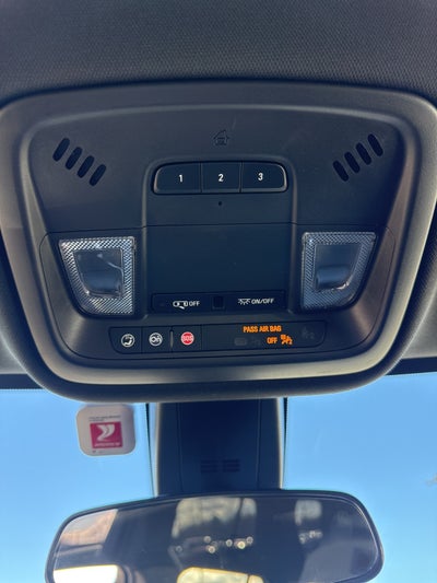 2023 Chevrolet Traverse AWD LT Cloth