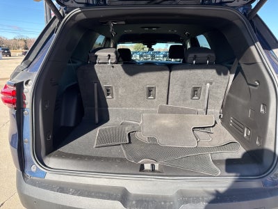 2023 Chevrolet Traverse AWD LT Cloth